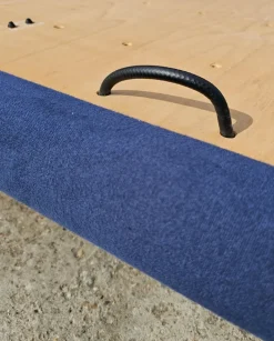 Pamono Italian Modernist Marlo Bed attributed to Afra and Tobia Scarpa for Molteni, 1982 Sale