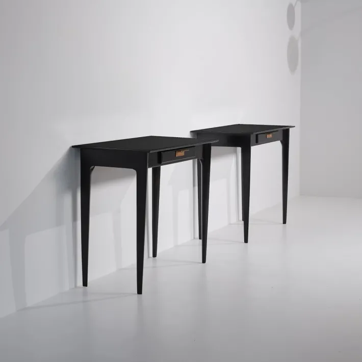 Pamono Italian Nightstands in Black Shellac Lacquer with Brass Pulls, 1950s, Set of 2 Sale