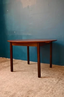 Pamono Italian Round Oval Rosewood Dining Table with Extension, 1970s Hot