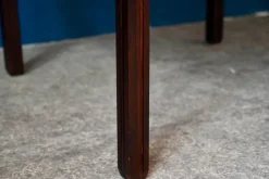 Pamono Italian Round Oval Rosewood Dining Table with Extension, 1970s Hot