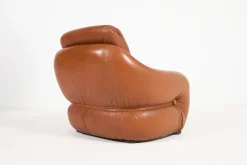 Pamono Italian Sculptural Leather Lounge Chair, 1960s Hot
