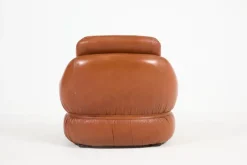 Pamono Italian Sculptural Leather Lounge Chair, 1960s Hot