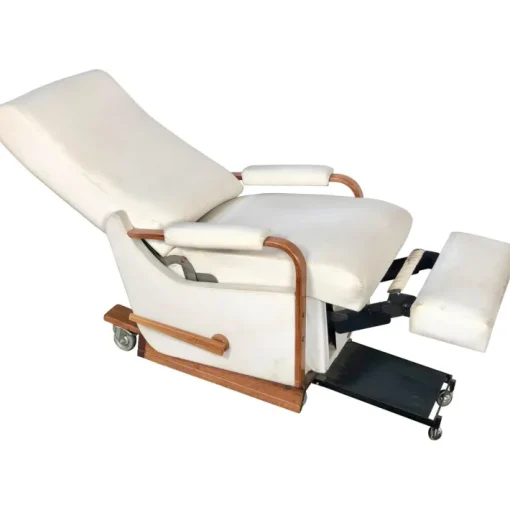 Pamono Italian White Leather La-Z-Boy Rocking Armchair by Pizzetti Roma, 1960s New