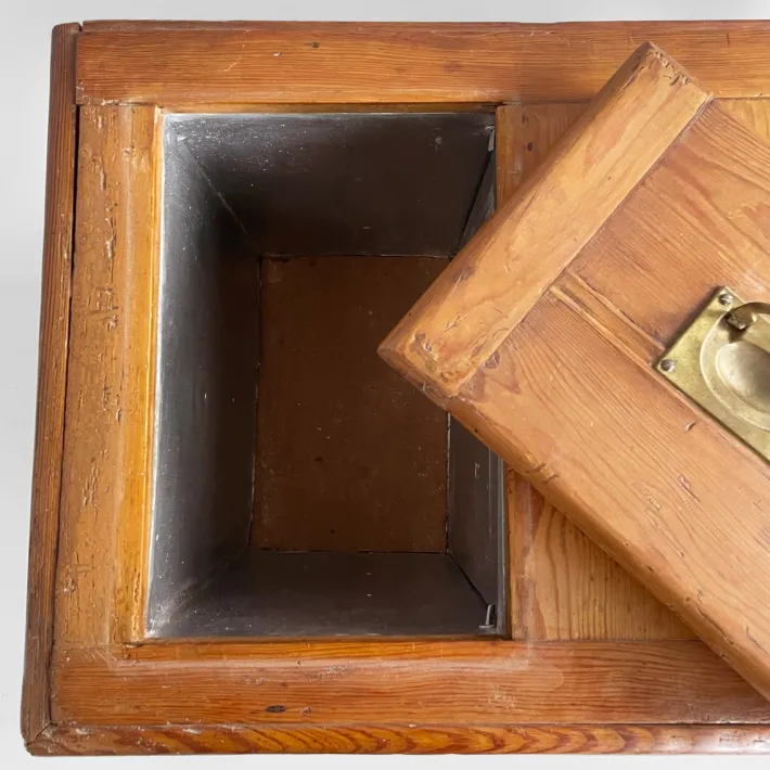 Pamono Italian Wood and Brass Ice Box, 1930s Outlet