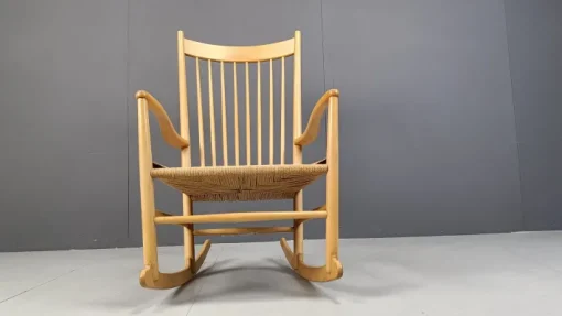 Pamono J16 Rocking Chair by Hans Wegner for FDB Mobler, 1960s Hot