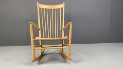 Pamono J16 Rocking Chair by Hans Wegner for FDB Mobler, 1960s Hot