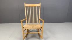 Pamono J16 Rocking Chair by Hans Wegner for FDB Mobler, 1960s Hot