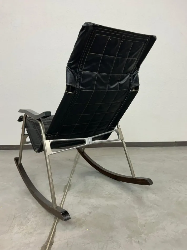 Pamono Japanese Folding Rocking Chair by Nii Takeshi, 1960s Discount