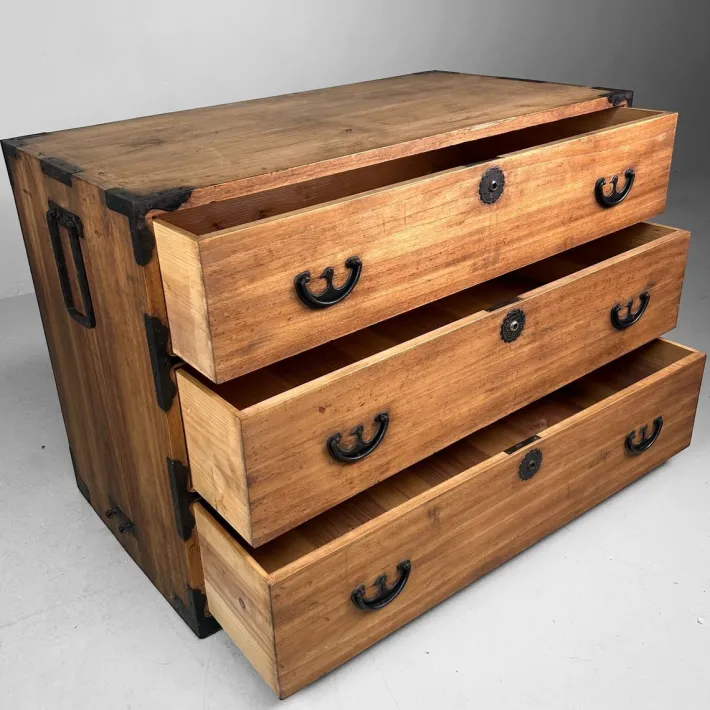 Pamono Japanese Kimono Tansu Chest, 1900s Discount