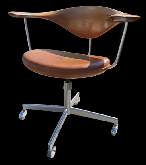 Pamono JH 502 Swivel Chair by Hans Wegner for Johannes Hansen Outlet