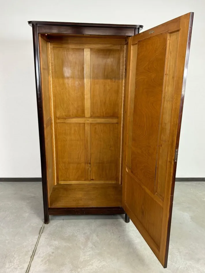 Pamono Jugendstil Wardrobe from Thonet, 1890s Hot