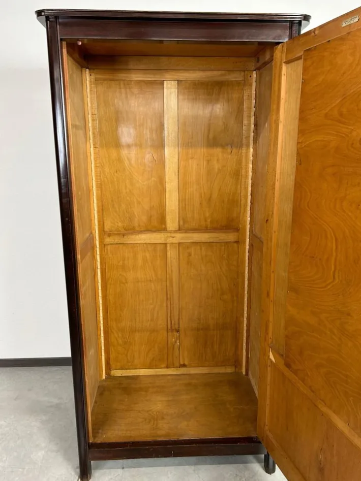 Pamono Jugendstil Wardrobe from Thonet, 1890s Hot