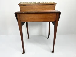 Pamono Kidney-Shaped Mahogany Desk, 19th Century Hot