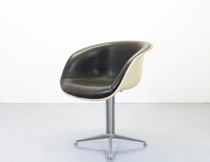 Pamono La Fonda Swivel Chair by Charles and for Herman Miller Discount
