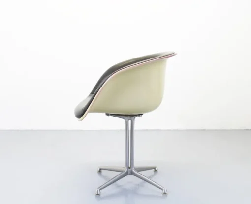Pamono La Fonda Swivel Chair by Charles and for Herman Miller Discount