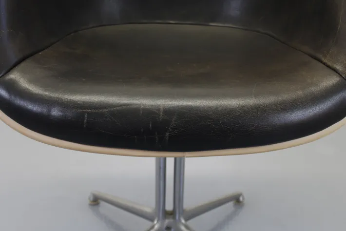 Pamono La Fonda Swivel Chair by Charles and for Herman Miller Discount