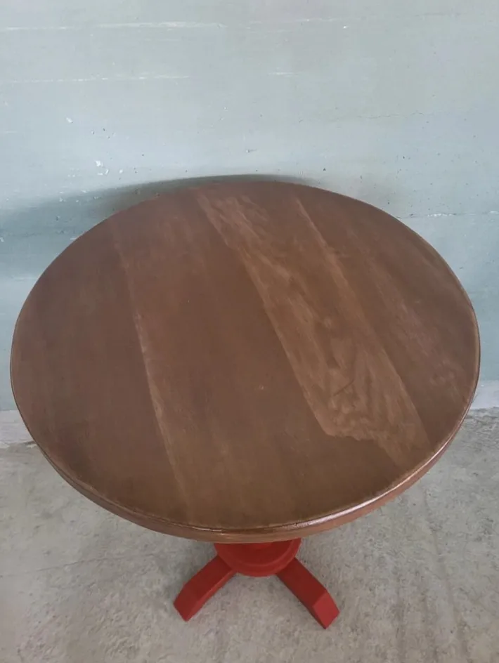 Pamono Lacquered Coffee Table with Round Top Hot