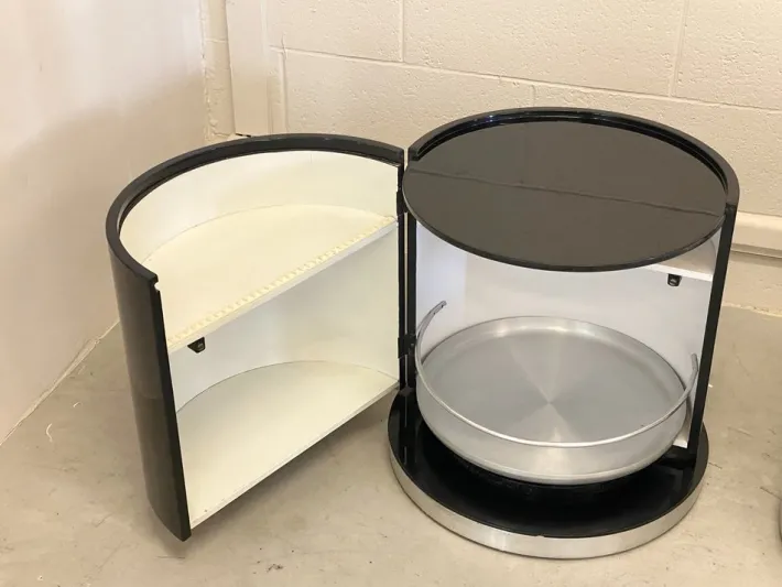 Pamono Lacquered Wooden Bedside Tables, 1980s, Set of 2 Outlet
