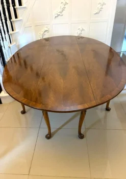 Pamono Large Antique Figured Walnut 10-Seater Wake Dining Table, 1920s Discount