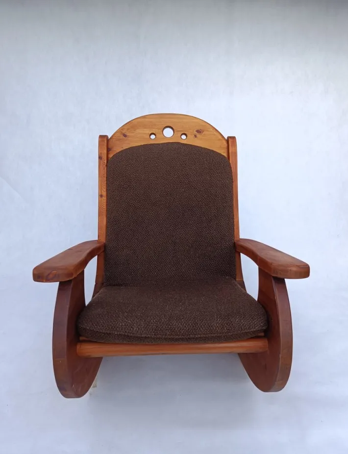 Pamono Large Brutalist Pine Rocking Chair from Wasa, 1987 Discount