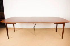 Pamono Large Danish Teak Extendable Dining Table by Henry Walter Klein for Bramin, 1960s Outlet