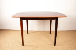 Pamono Large Danish Teak Extendable Dining Table by Henry Walter Klein for Bramin, 1960s Outlet