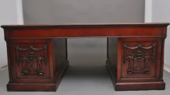 Pamono Large Desk in Mahogany, 1900s Outlet