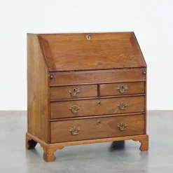 Pamono Large Early 19th Century English Oak Secretary with a Stepped Interior and Working Locks Online