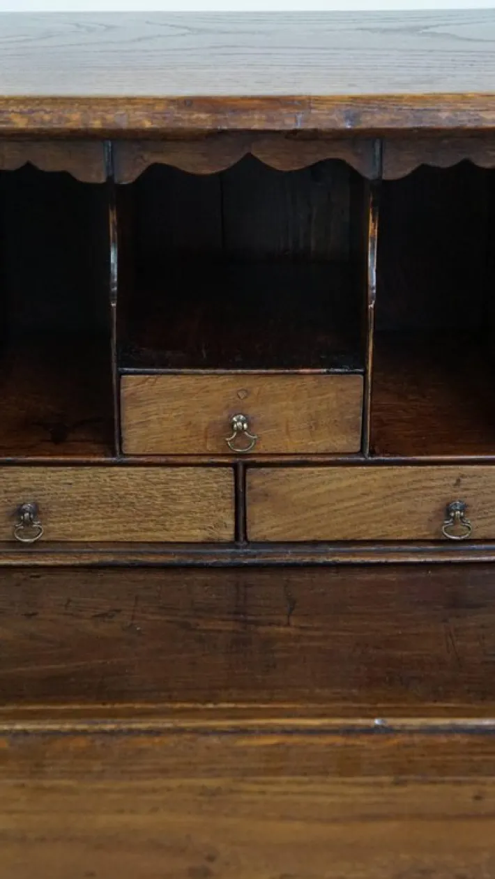 Pamono Large Early 19th Century English Oak Secretary with a Stepped Interior and Working Locks Online