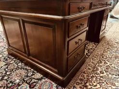 Pamono Large English Classic Desk Sale