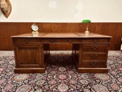 Pamono Large English Desk in Oak Online
