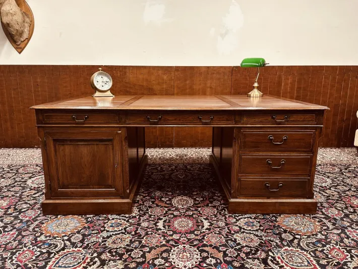 Pamono Large English Desk in Oak Online