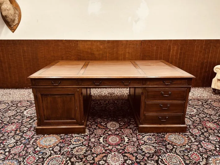 Pamono Large English Desk in Oak Online