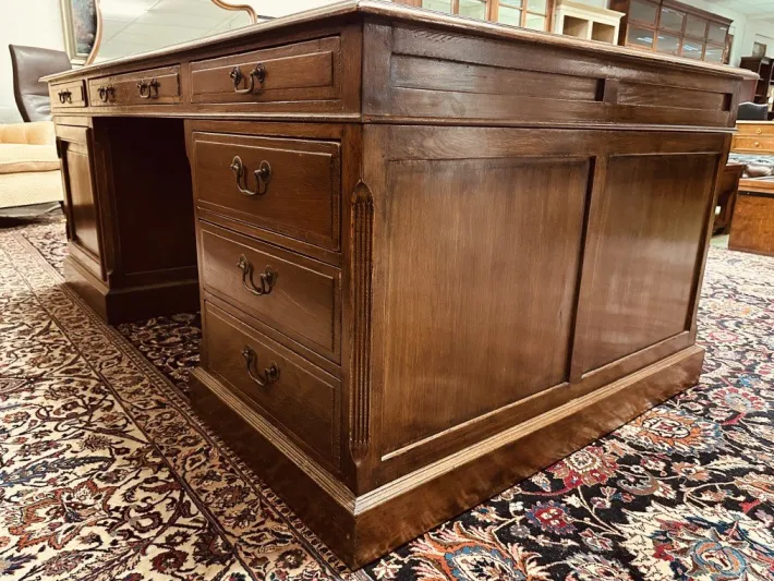 Pamono Large English Desk in Oak Online