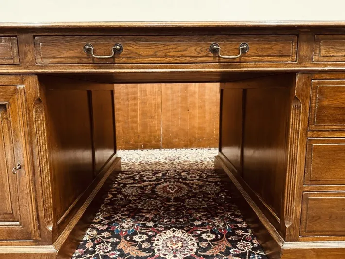Pamono Large English Desk in Oak Online