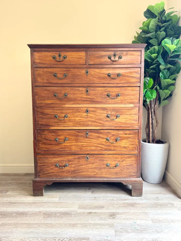 Pamono Large English George III Georgian Chest of Drawers in Wood Hot