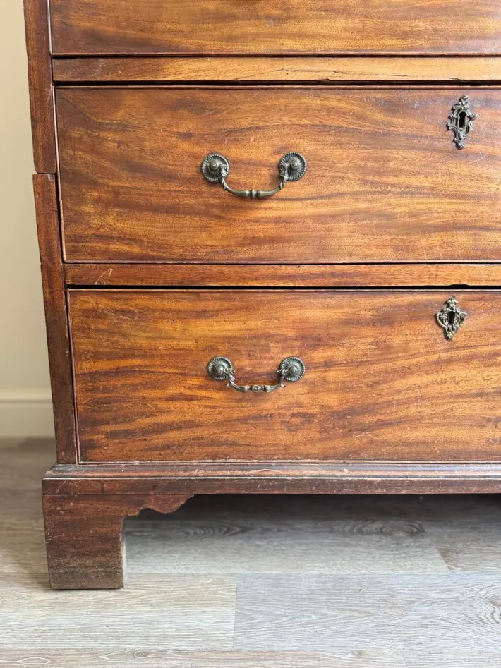 Pamono Large English George III Georgian Chest of Drawers in Wood Hot