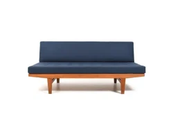 Pamono Large H9 Daybed by Poul Volther for FDB, 1960s Hot