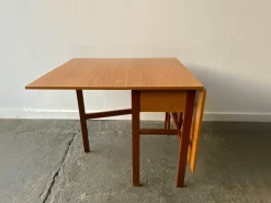 Pamono Large Mid-Century Drop Leaf Table, 1960s Clearance