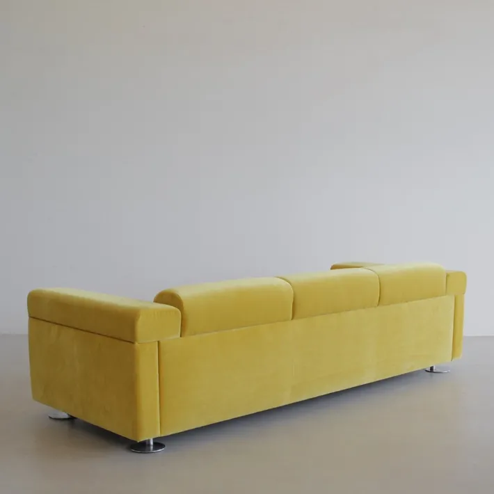 Pamono Large Vintage D120 Sofa by Valeria Borsani and Alfredo Bonetti for Tecno Milano, 1966 New