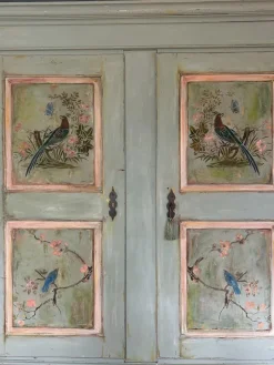 Pamono Large Vintage Painted Pine Double Wardrobe with Inlaid Chinoiserie, 1890s Outlet