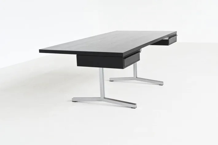 Pamono Large Writing Desk in Black by Theo Tempelman for AP Originals, Netherlands, 1960s Sale