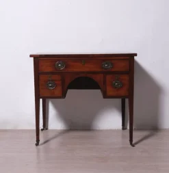 Pamono Late 19th Century George III English Writing Desk Outlet
