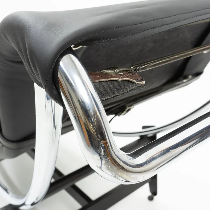 Pamono Lc4 / B306 Chaise Longue by Le Corbusier for Wohnbedarf, 1950s Best