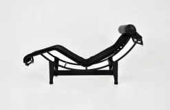 Pamono LC4 Chaise Lounge by Le Corbusier for Cassina, 1984 Hot