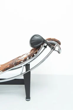 Pamono LC4 Chaise Lounge by Le Corbusier and Charlotte Perriand and Pierre Jeanneret for Cassina, 1920s Sale
