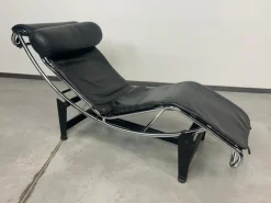Pamono LC4 Chaise Lounge by Le Corbusier for Casina, 1980s Hot
