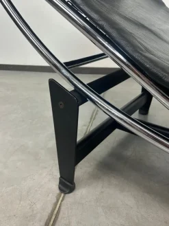 Pamono LC4 Chaise Lounge by Le Corbusier for Casina, 1980s Hot