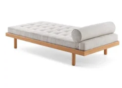 Pamono LC35 Maison Du Brésil Daybed by Charlotte Perriand for Cassina Clearance
