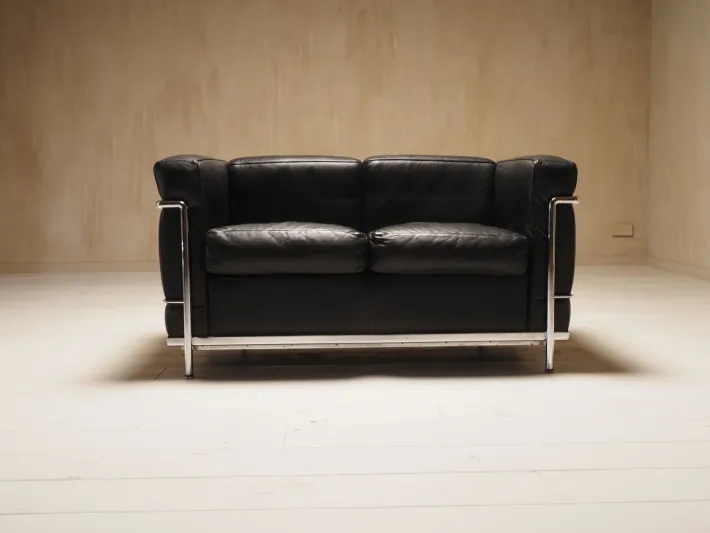 Pamono LC2 2-Seater Sofa by Charlotte Perriand and Le Corbusier, 1990s Hot